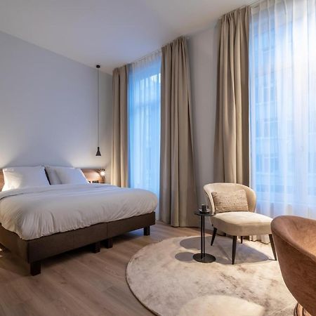 One Two Four - Hotel & Spa Gand Esterno foto